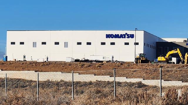 BB_IN_Komatsu 16x9 _1